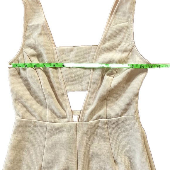 FOREVER 21 Romper - Picture 3 of 7